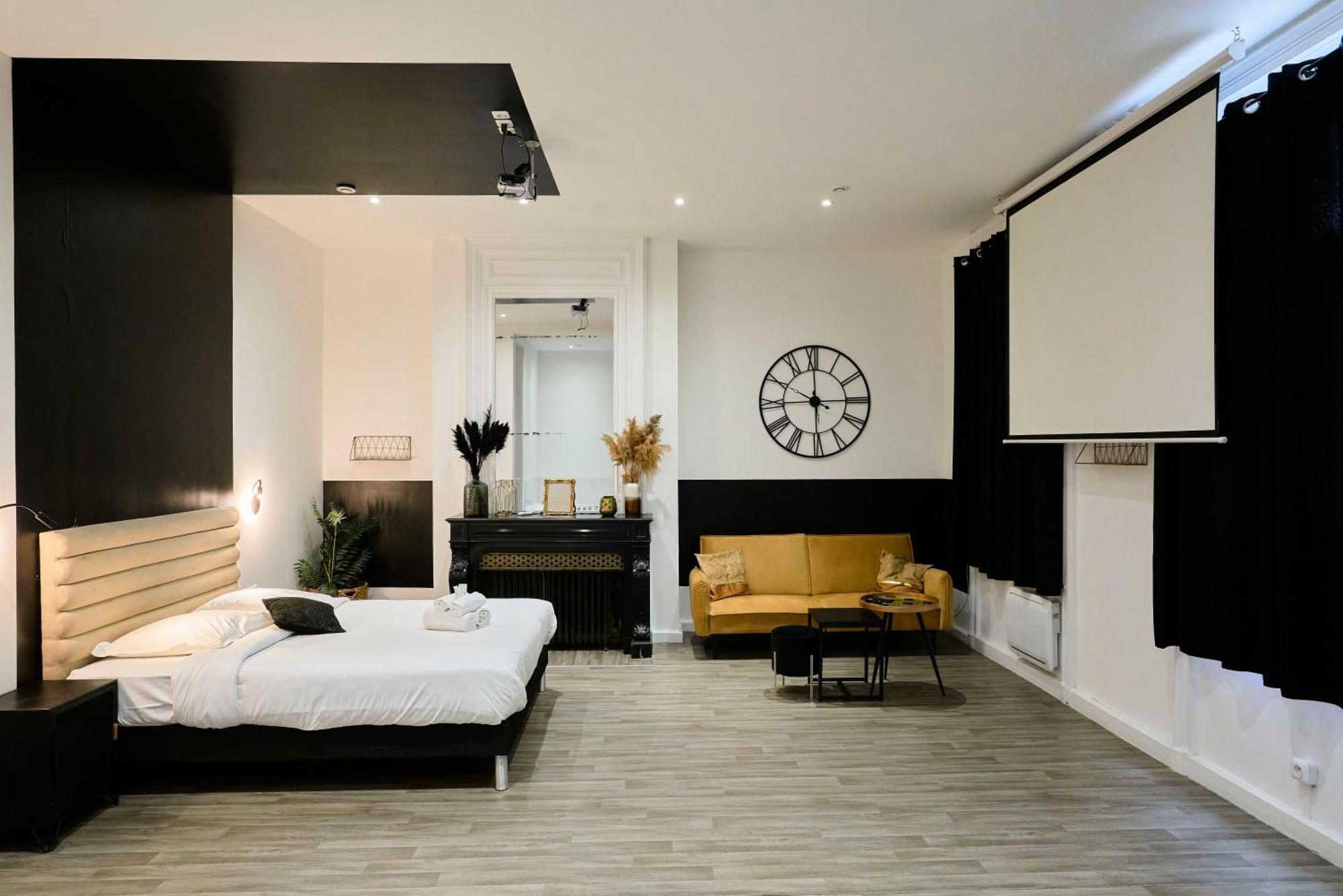 Apartment Ng Prestige - Lille I Centre I College - Balneo - Netflix - Wifi *