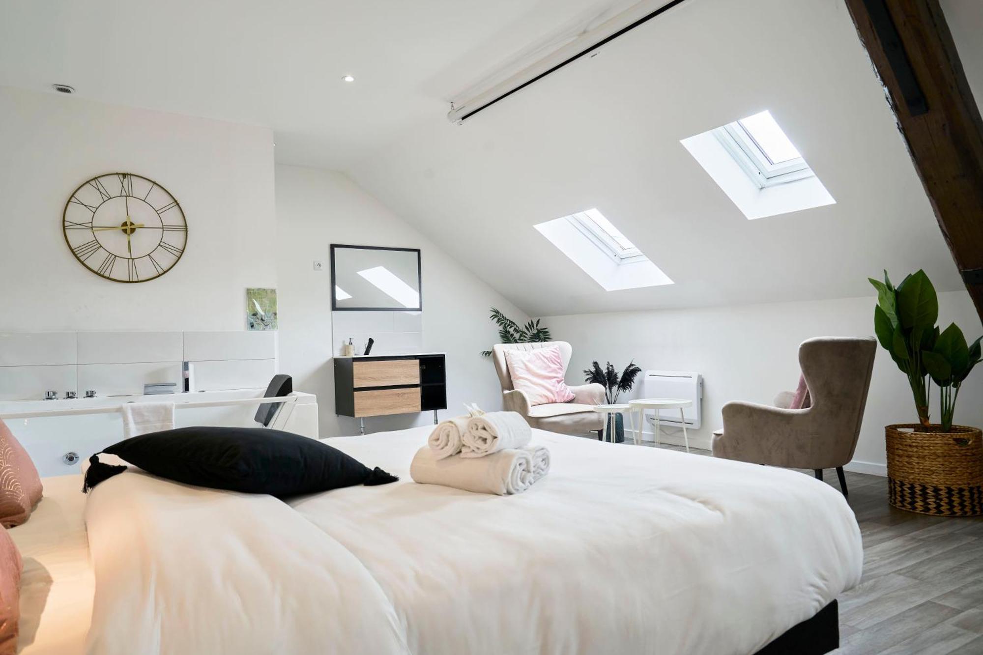 Ng Prestige - Lille I Centre I College - Balneo - Netflix - Wifi * Roubaix