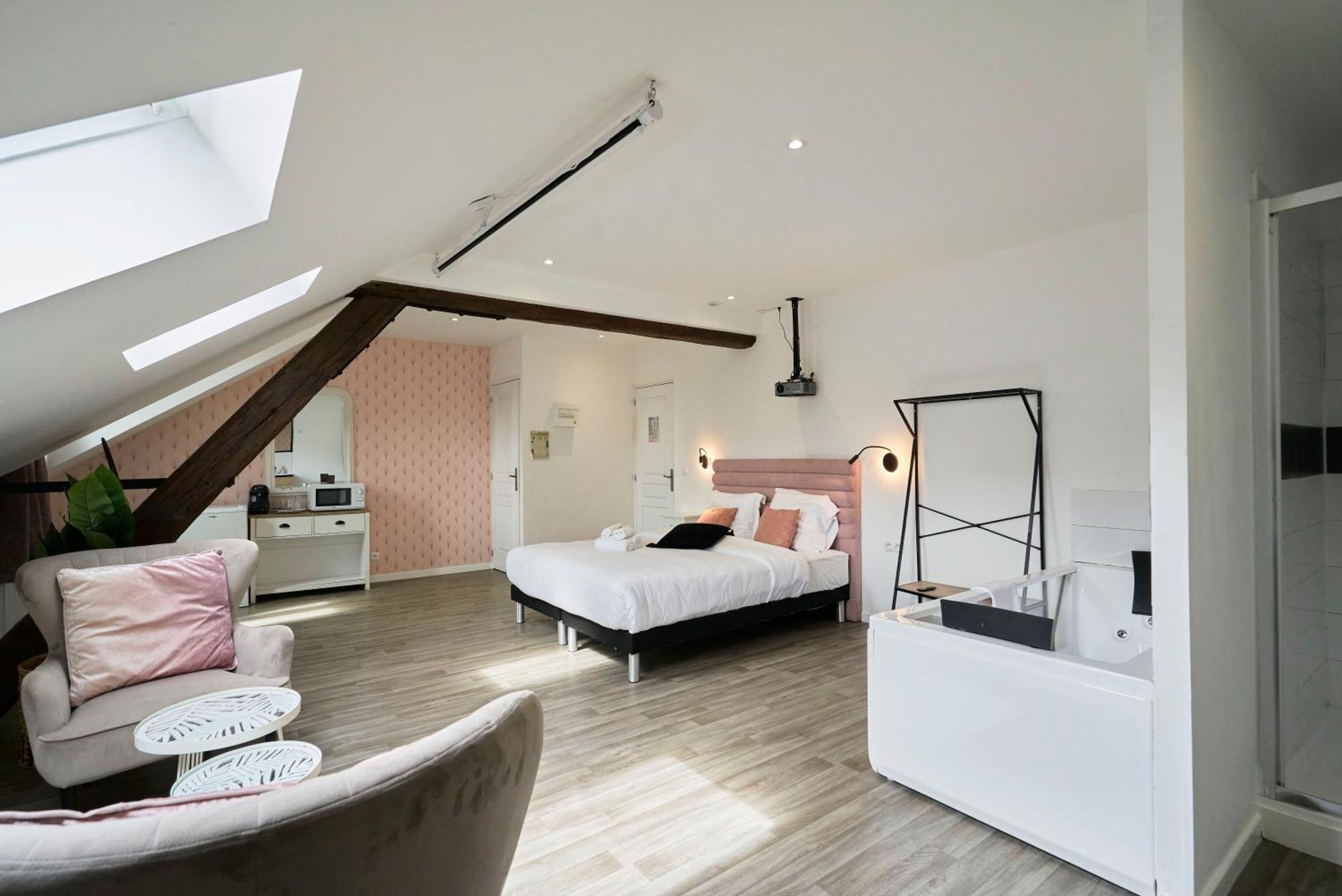Ng Prestige - Lille I Centre I College - Balneo - Netflix - Wifi Apartment *