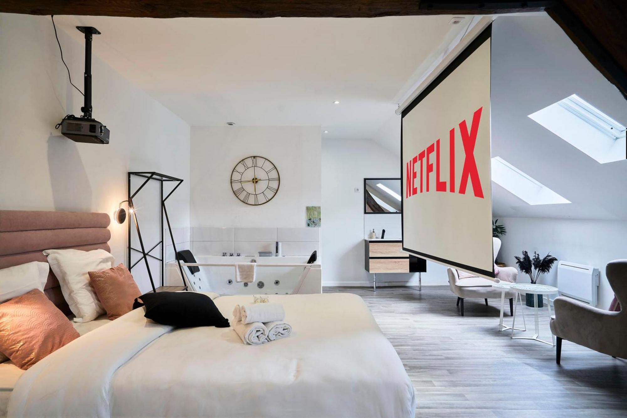 Ng Prestige - Lille I Centre I College - Balneo - Netflix - Wifi * Roubaix